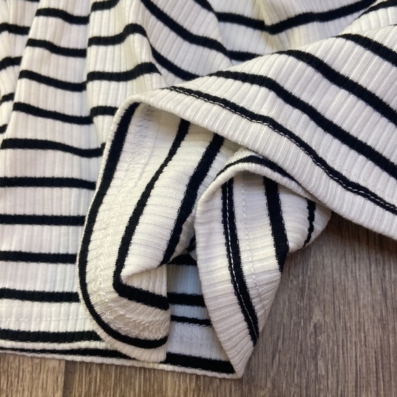 2/$15 Cropped Long Sleeve Striped Shirt - Picture 2 of 3